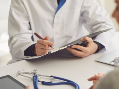 Learn about MDR/IVDR risk assessments including challenges, trends, and overall risk management for medical devices.