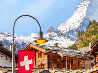 Swissmedic adopts EU Regulation 2025/1234 on eIFUs, expanding electronic instructions for use to all professional-use medical devices.