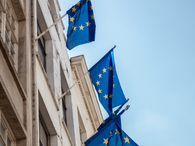 MDCG post market surveillance guidance outlines manufacturer obligations under EU MDR/IVDR, including PMS systems, plans, data analysis, and vigilance links.