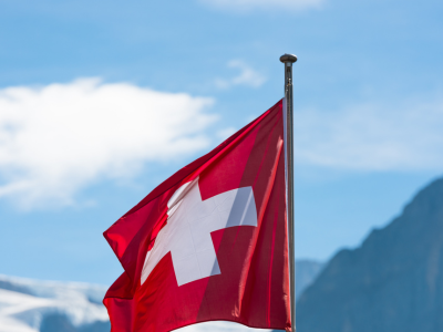 How to submit data to swissdamed and how it differs from EUDAMED